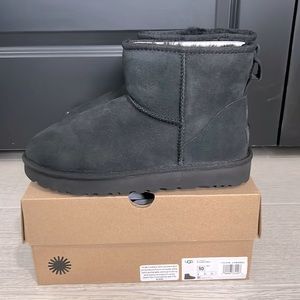 UGG Classic Mini II Black New